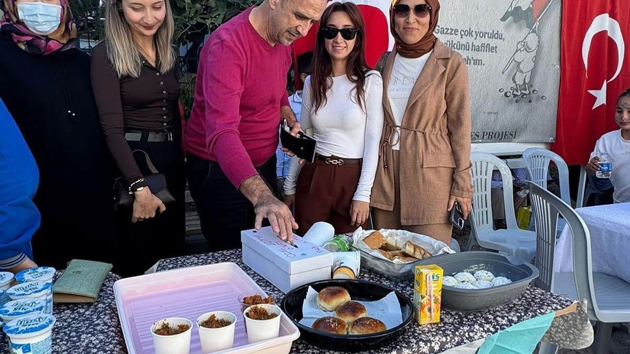 Namık Kemal İlkokulu öğrencileri Gazze için seferber oldu
