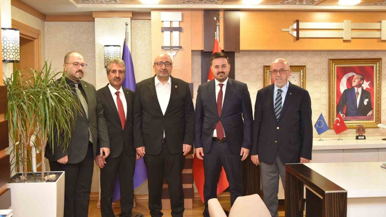 Başkan Dumandağ, "Amacımız  Elazığ’ı, Türkiye genelinde de tarım ve hayvancılığın öncü şehirlerinden biri haline getirmektir"
