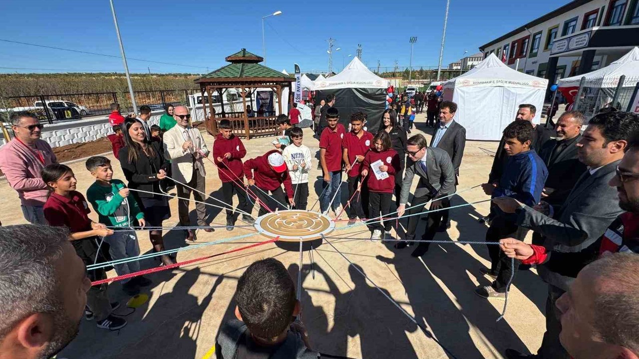 Eğil’de "Sağlıklı Çocuk, Sağlıklı Gelecek" etkinliği
