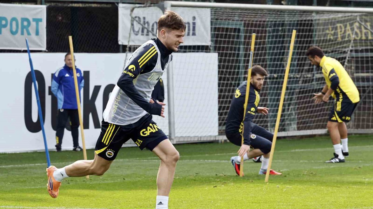 Fenerbahçe, Beşiktaş derbisi hazırlıklarına devam etti
