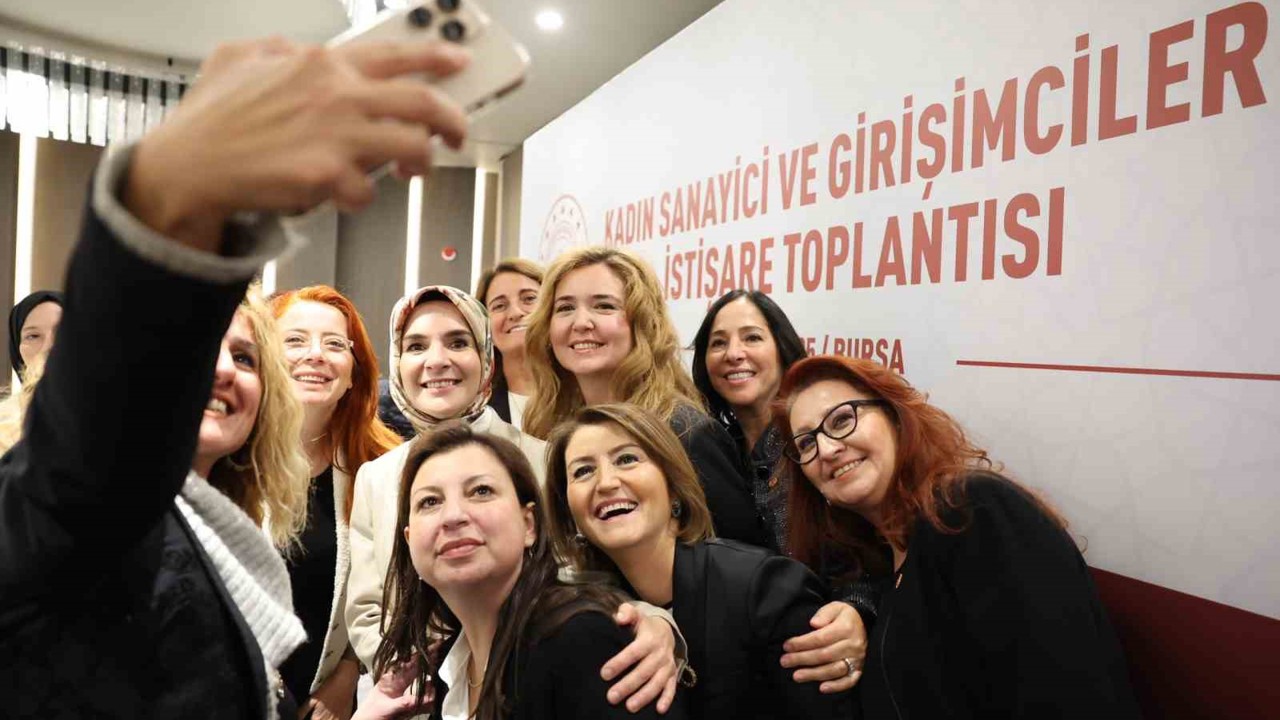 Bakan Göktaş: "Cam tavanları kırmak kolay değil ama azimle, sabırla ve kararlılıkla her engel aşılır"

