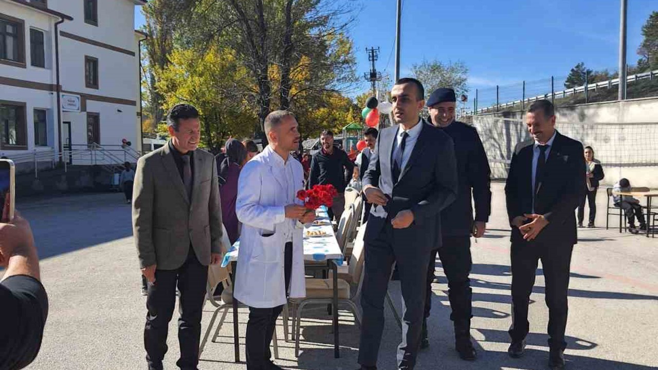 Öğrencilerden Filistin’e anlamlı destek
