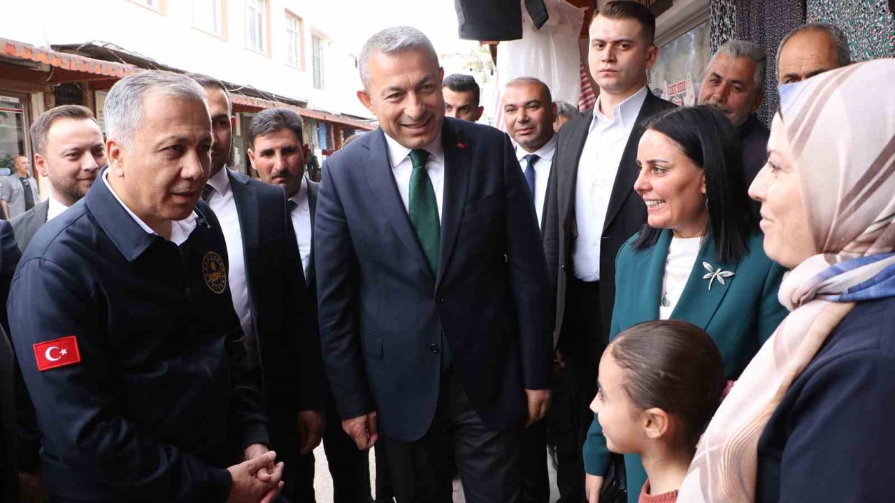 İçişleri Bakanı Yerlikaya’dan Kilis’te esnaf ziyareti
