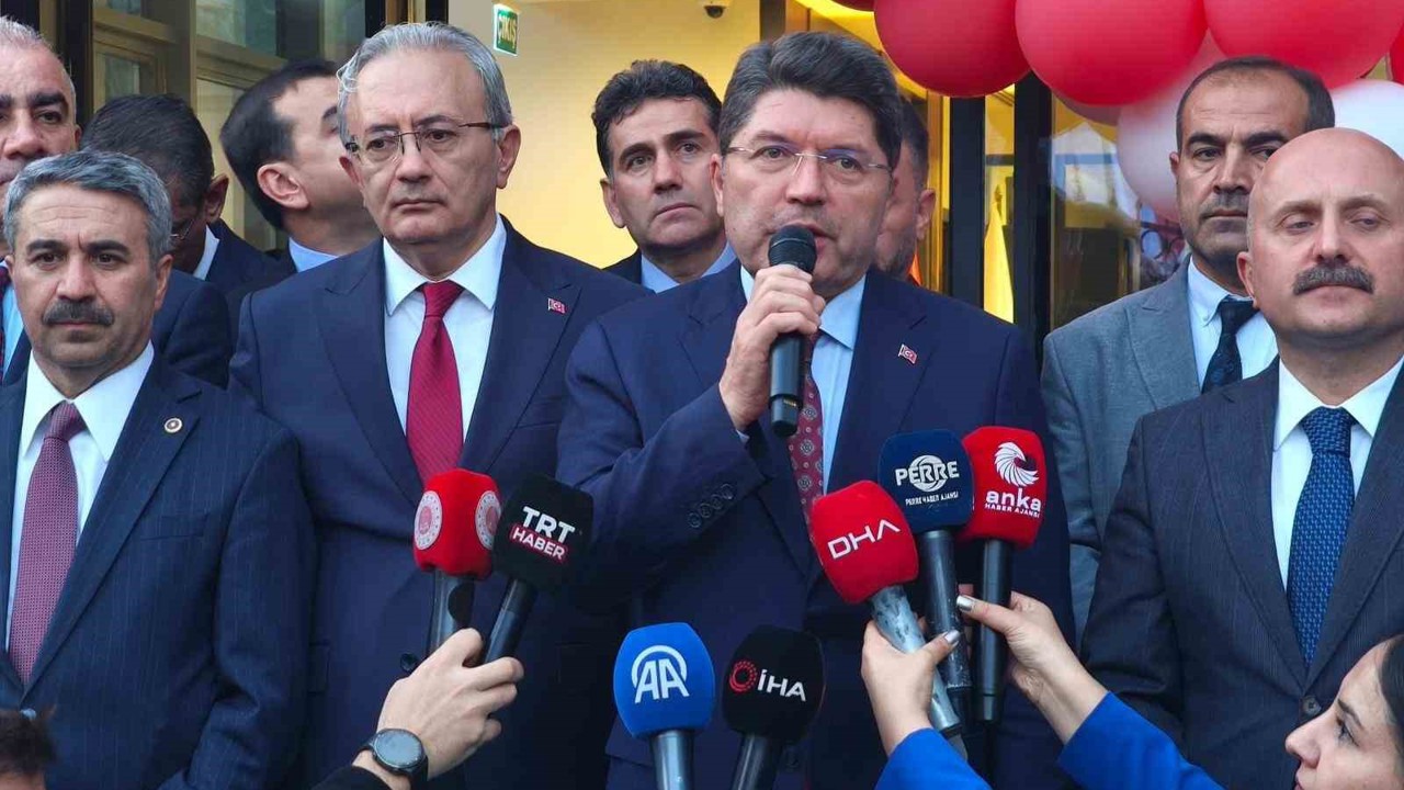 Adalet Bakanı Tunç: "Birlik ve beraberlikle Türkiye Yüzyılı’nı inşa edeceğiz"
