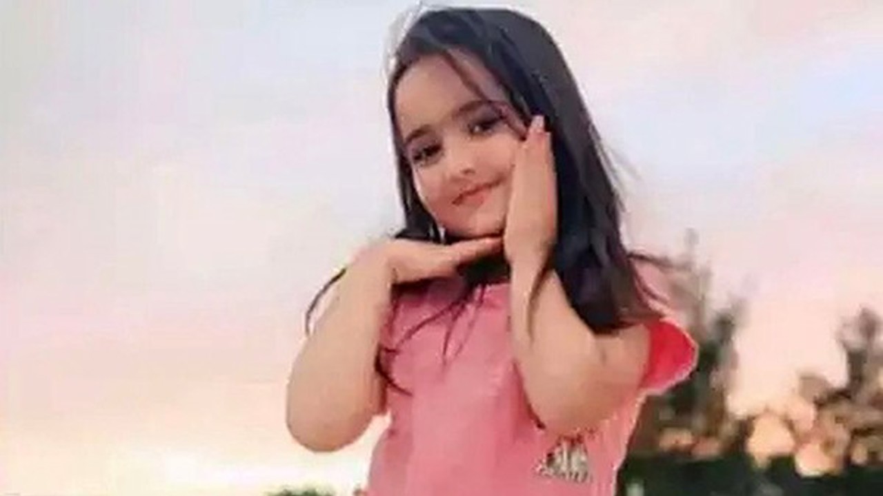 Kanser mücadelesi veren 6 yaşındaki Azra hayatını kaybetti
