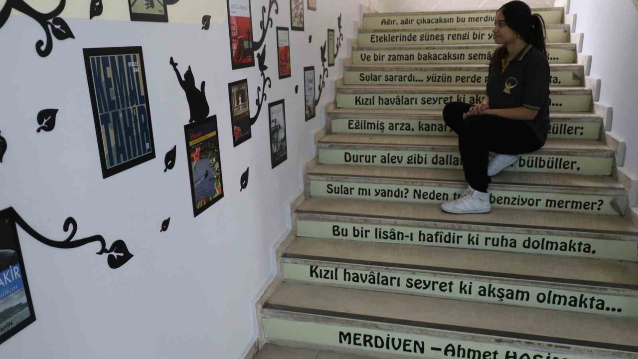 ‘Edebiyat koridoru’ öğrencilere ilham oldu
