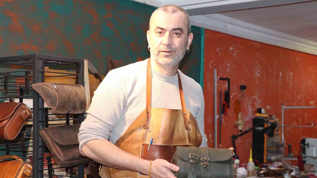 Kurumsal hayatı bırakıp huzuru, açtığı deri atölyesinde buldu
