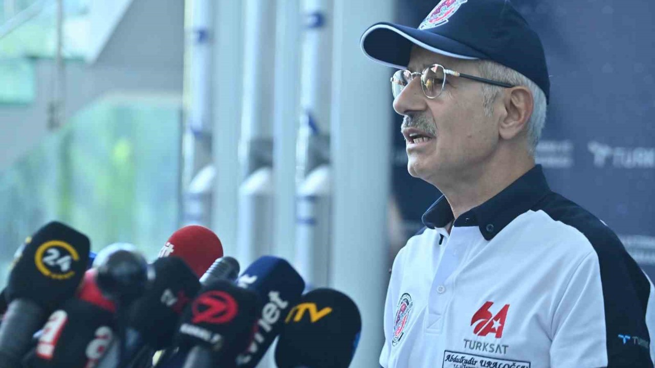 Bakan Uraloğlu: "Sri Lanka’nın 50 televizyon kanalı artık yayınlarını Türksat 6A üzerinden sürdürüyor"
