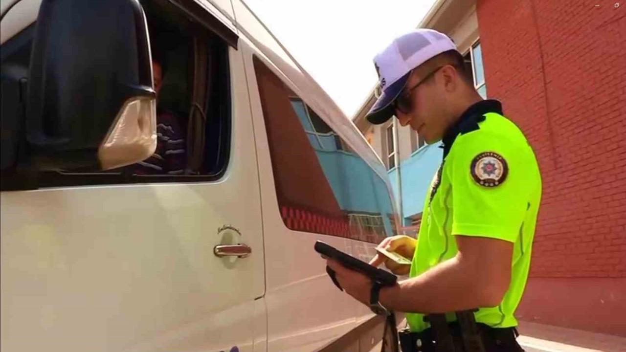 Eskişehir’de okul çevreleri için iki yıllık bilanço: 11 bin 154 denetim yapıldı, 281 metruk bina yıkıldı
