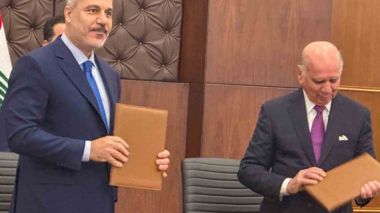 Bakan Fidan, Irak Başbakanı es-Sudani ile görüştü
