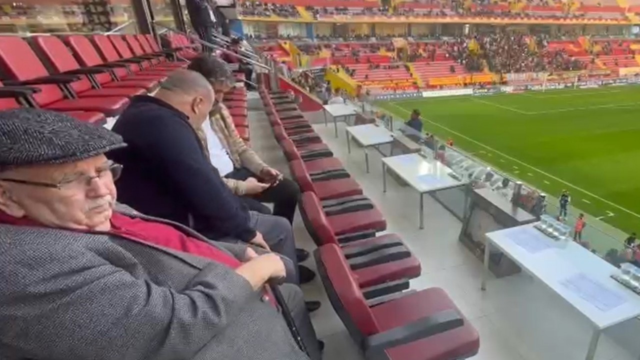 Kayserispor eski başkanlarından ’Kebapçı Hilmi’ statta
