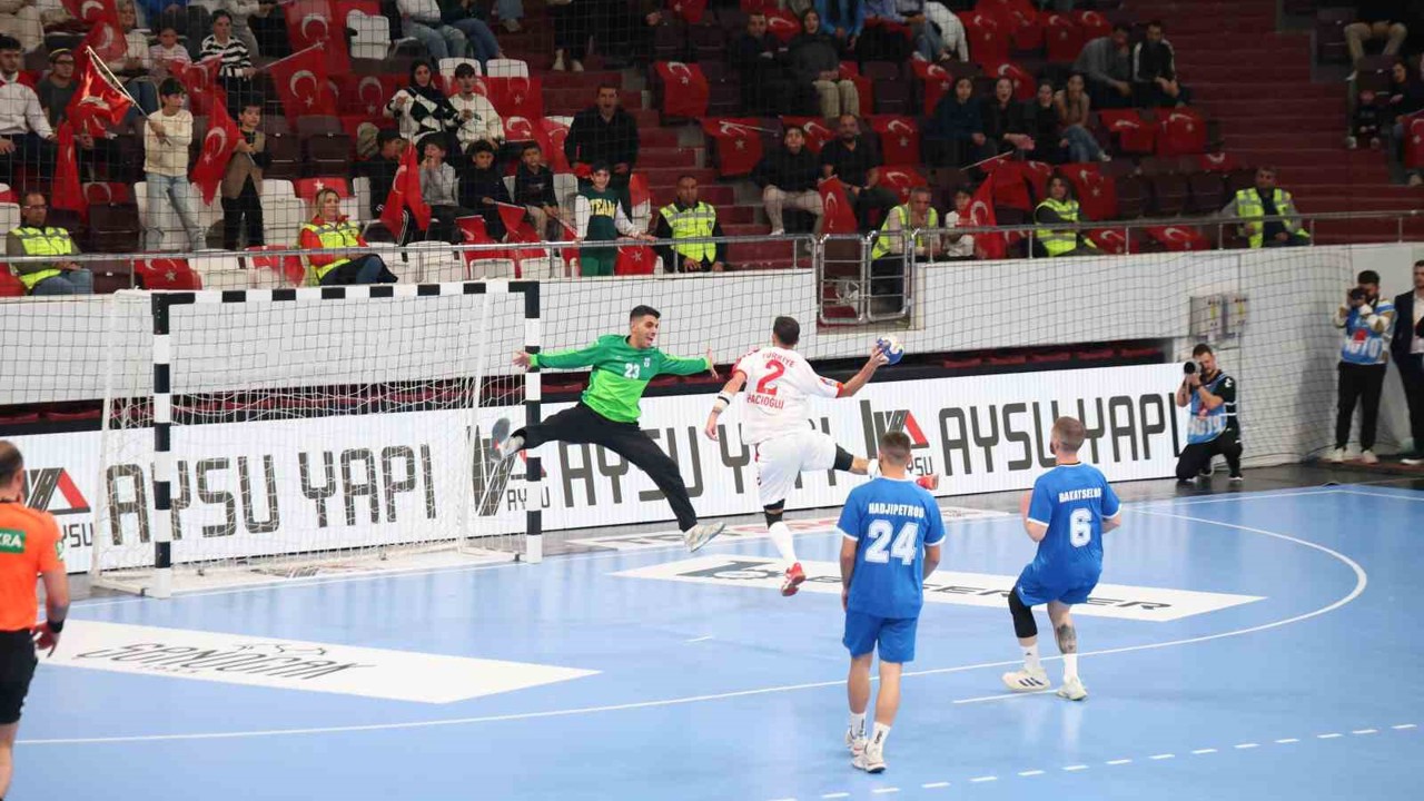 A Milli Hentbol Erkek Milli Takımı, Güney Kıbrıs Rum Kesimi’ni yenerek ikinci tura yükseldi
