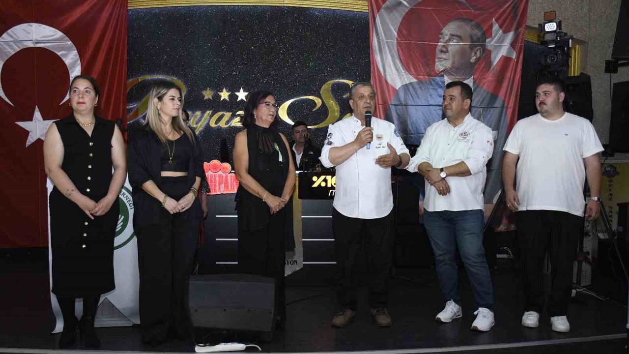 Kuşadası’nda "Eğitim varsa umut var" etkinliği
