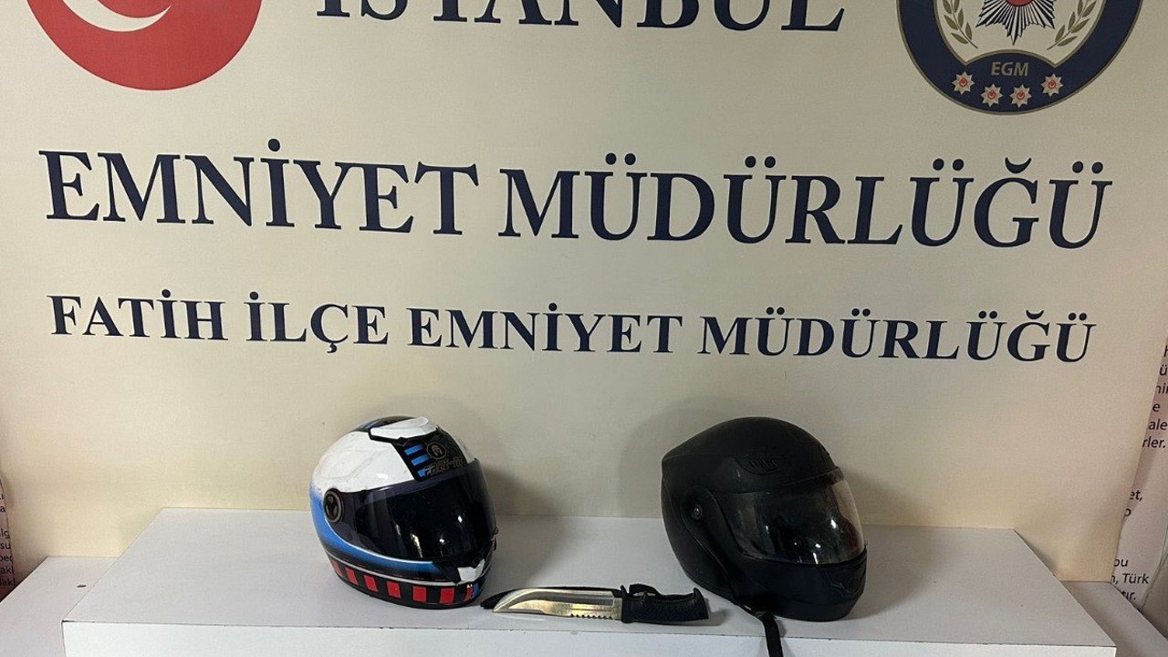 Fatih’te motosikletli şüpheliler haraç istedikleri mekanı kurşunladı
