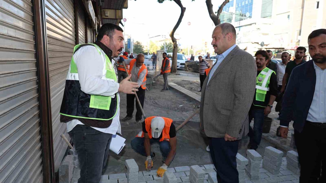 Gülpınar Divanyolu’ndaki çalışmaları yerinde inceledi
