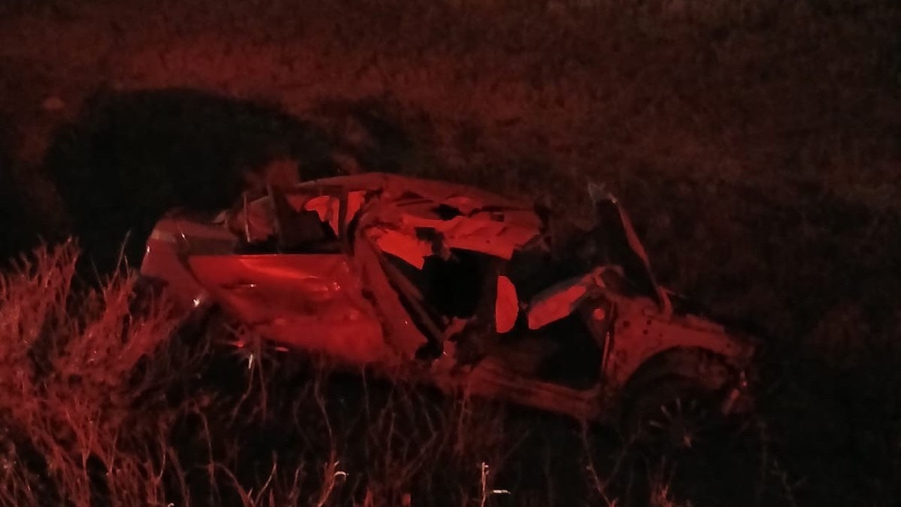 Malatya’da otomobil traktöre çarptı: 1 ölü, 4 yaralı
