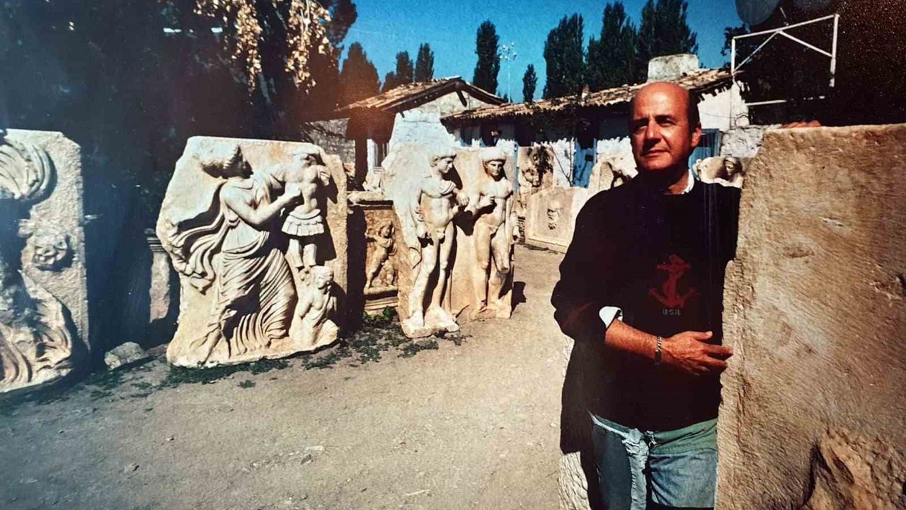 Karacasu Belediyesi, Afrodisias’ı gün yüzüne çıkaran Erim’i unutmadı
