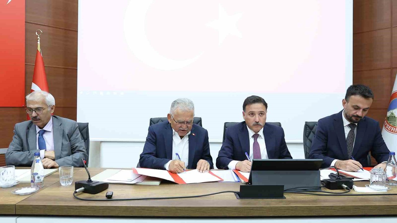 Mimar Sinan Evi için imzalar atıldı
