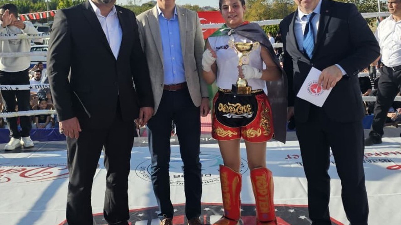 Denizli Kick Boks Galasında sporcular Filistin için ringe çıktı
