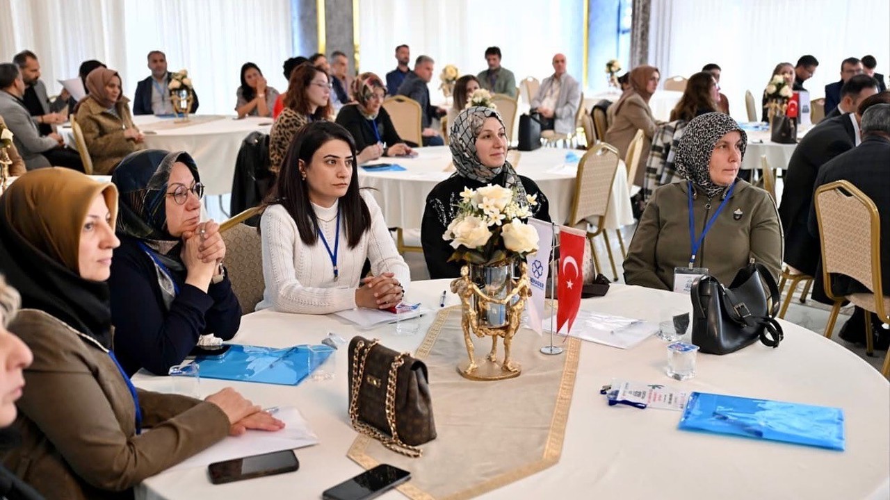 Yeşilyurt Belediyesi ‘Aile Mentörlüğü’ projesiyle Türkiye’de bir ilke imza attı
