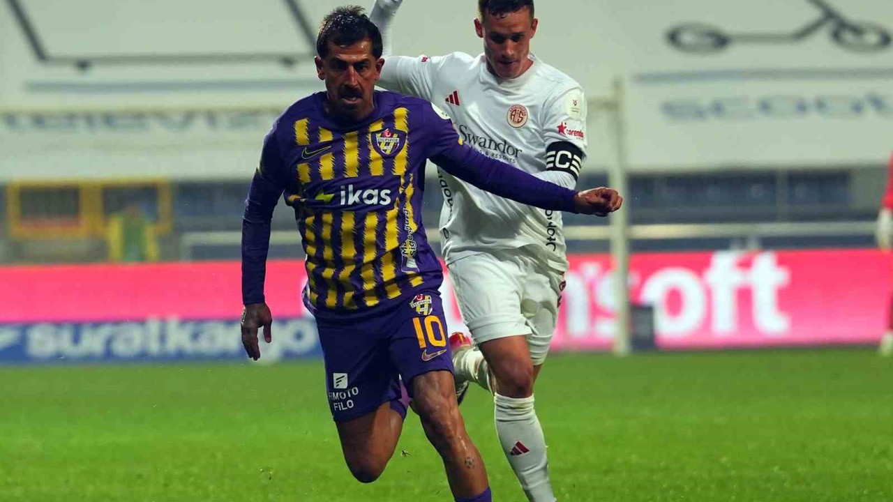Trendyol Süper Lig: Eyüpspor: 0 - Antalyaspor: 1 (Maç sonucu)
