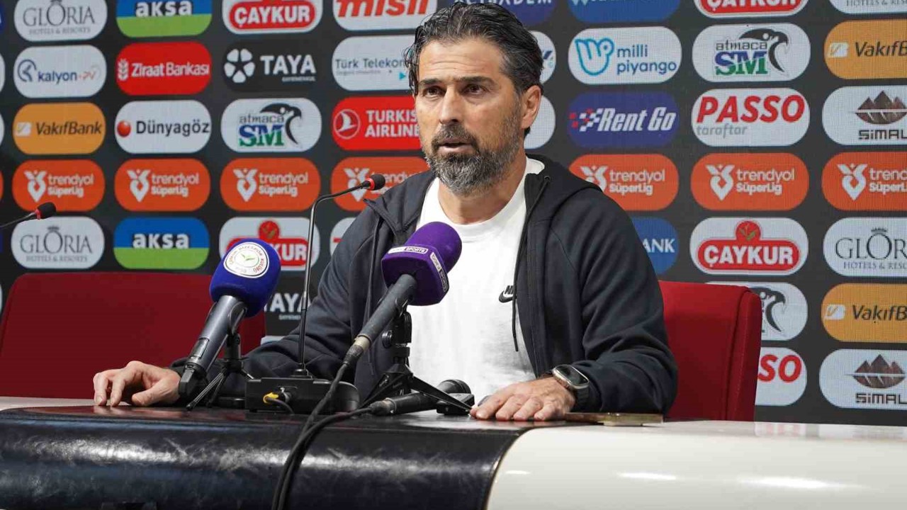 İlhan Palut: "Duran toptan da olsa bir golle değerli galibiyet aldık"

