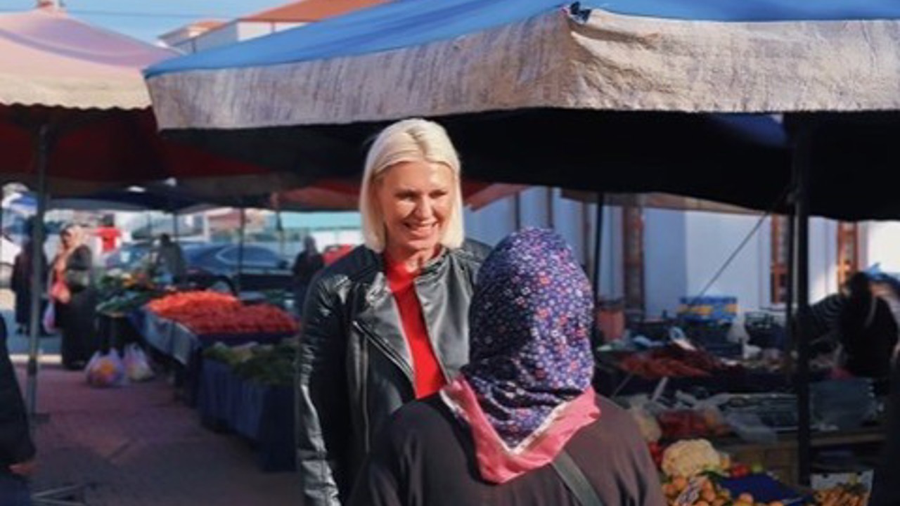 Başkan Subaşı, esnafla semt pazarında buluştu
