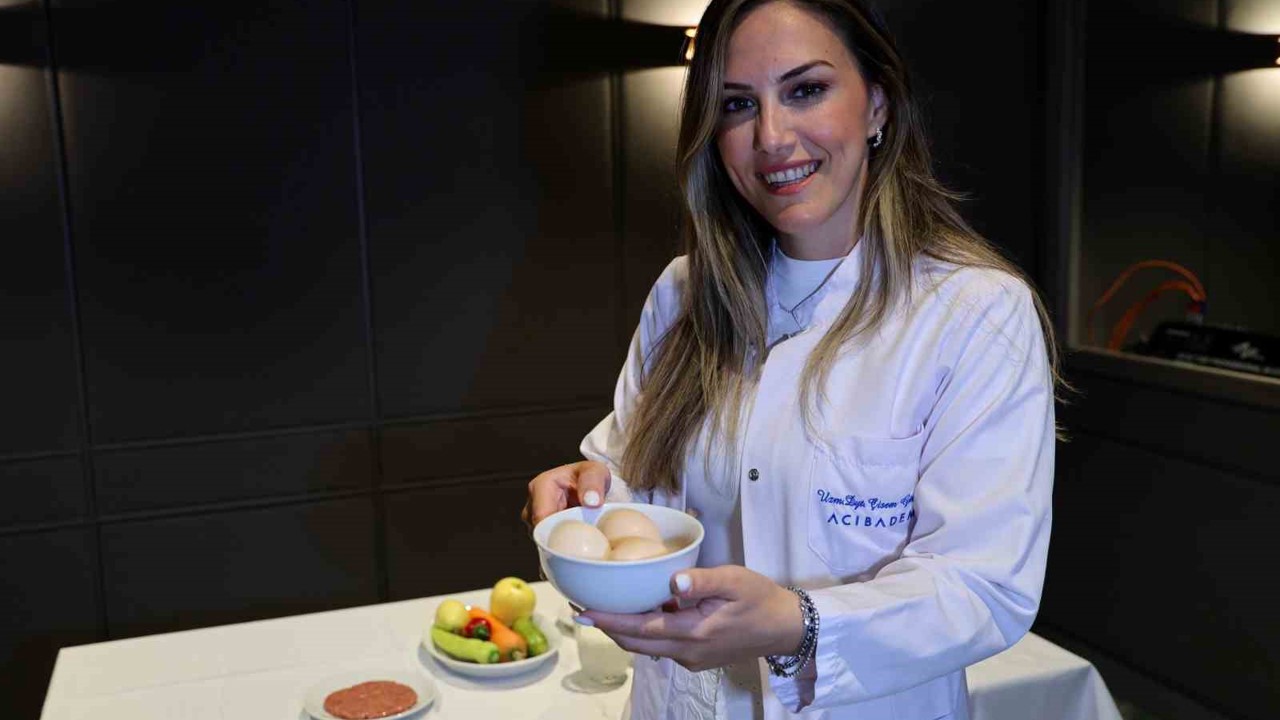 Vegan, vejetaryen diyetlere karşı uzmanı uyardı: "En sürdürülebilir, Akdeniz diyetidir"
