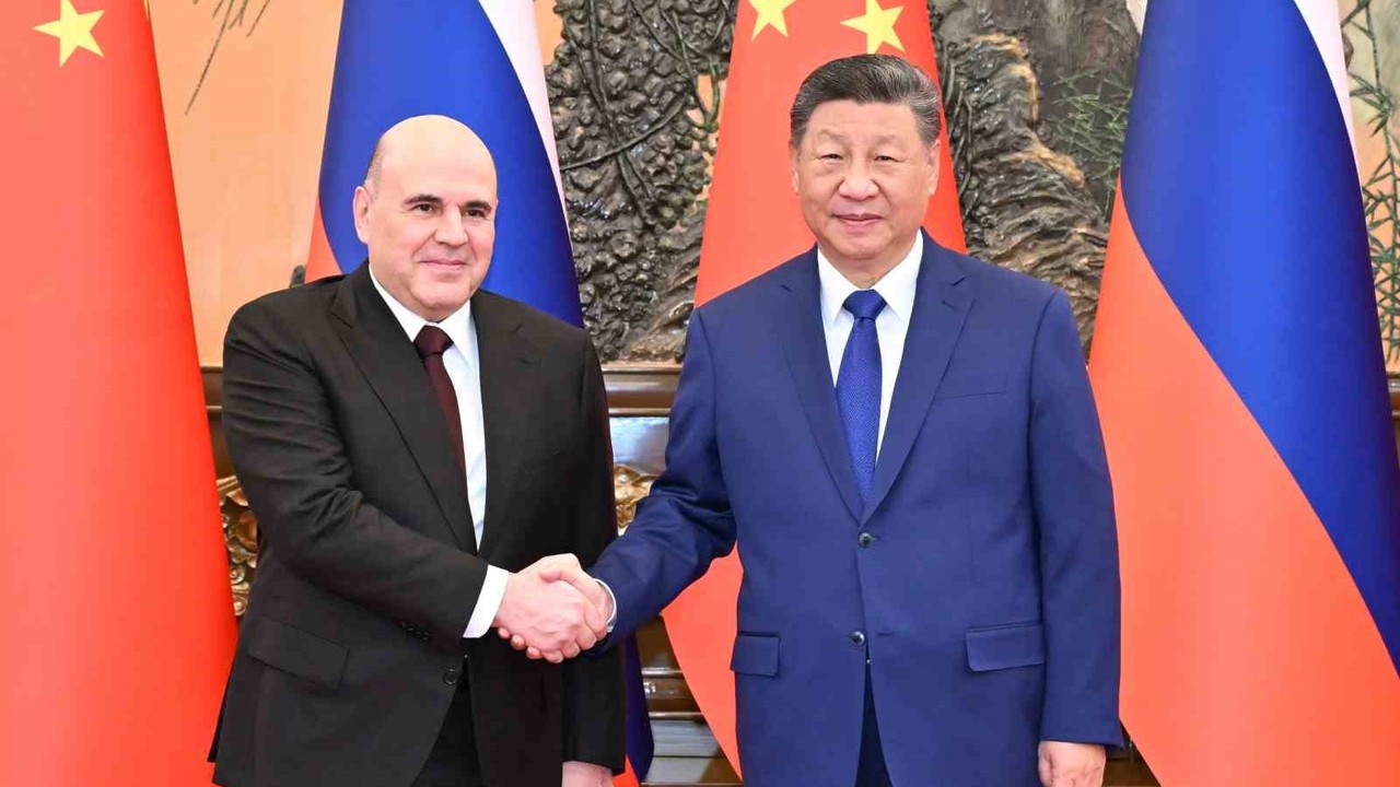 Çin Devlet Başkanı Xi, Rus Başbakan Mişustin ile görüştü
