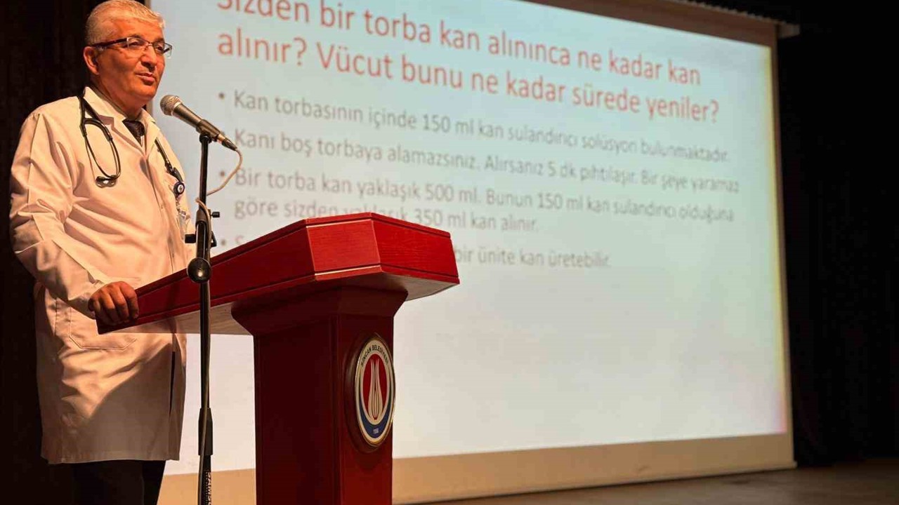 Sincan Belediyesi’nden ‘Kızılay Haftası’ semineri
