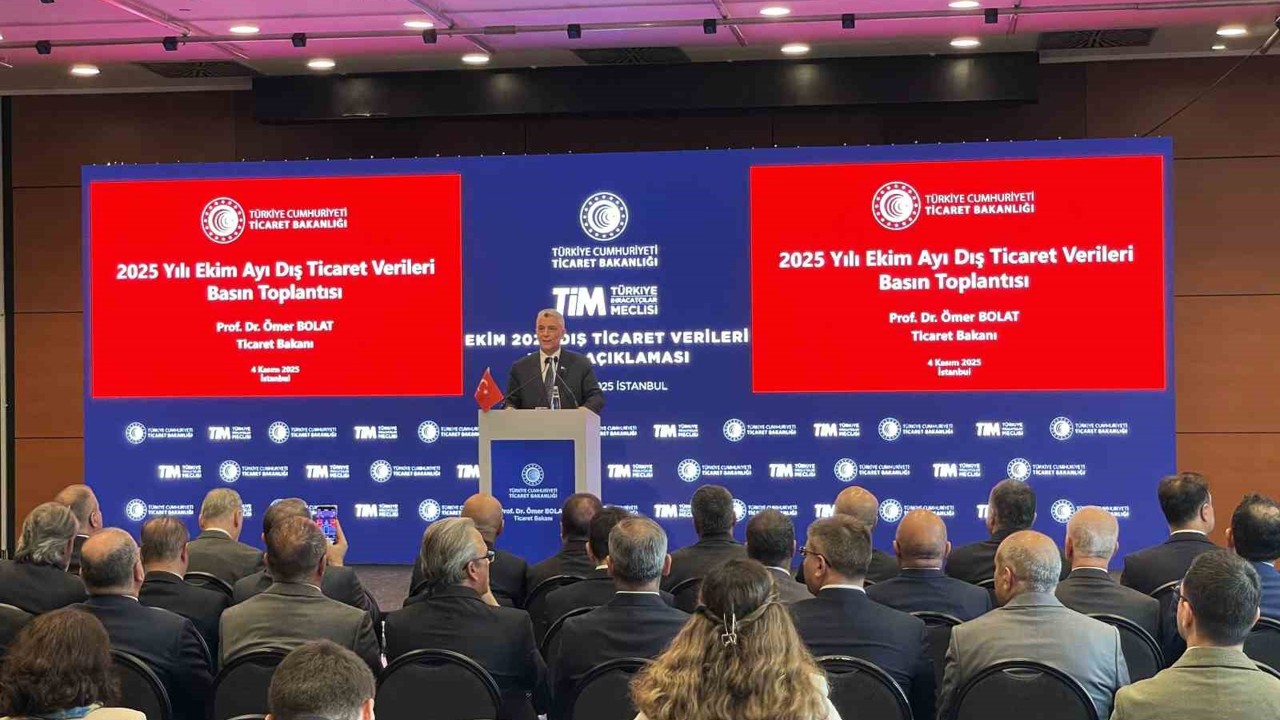 Ticaret Bakanı Bolat: "2025 yılı Ekim ayında ihracatımız yüzde 2,3 artışla 24 milyar dolar olarak gerçekleşti"
