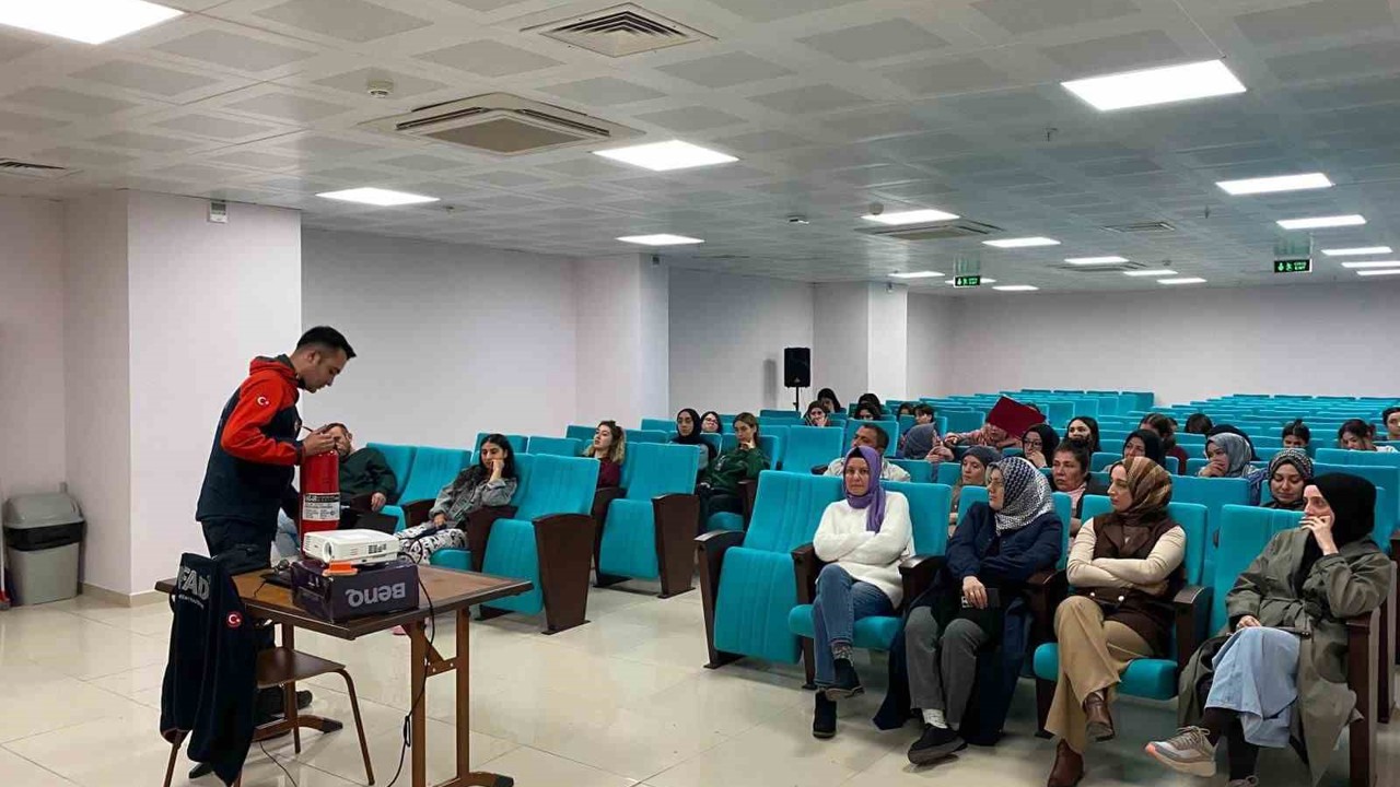 AFAD’dan öğrenci yurdunda tatbikat
