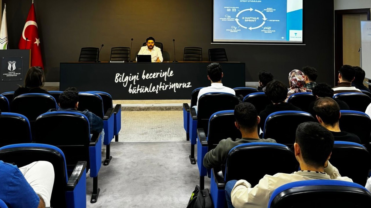 Sektörle Buluşma etkinliğinde yazılım konuşuldu
