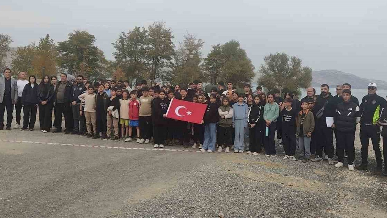 Sivrice’de "Atatürk ve Gençlik Koşusu" coşkusu
