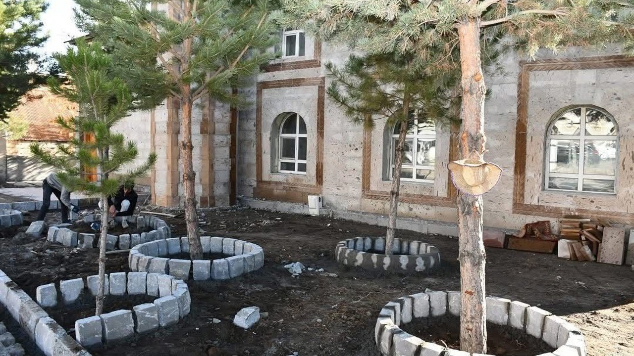 Patnos Belediyesi hizmette hız kesmiyor
