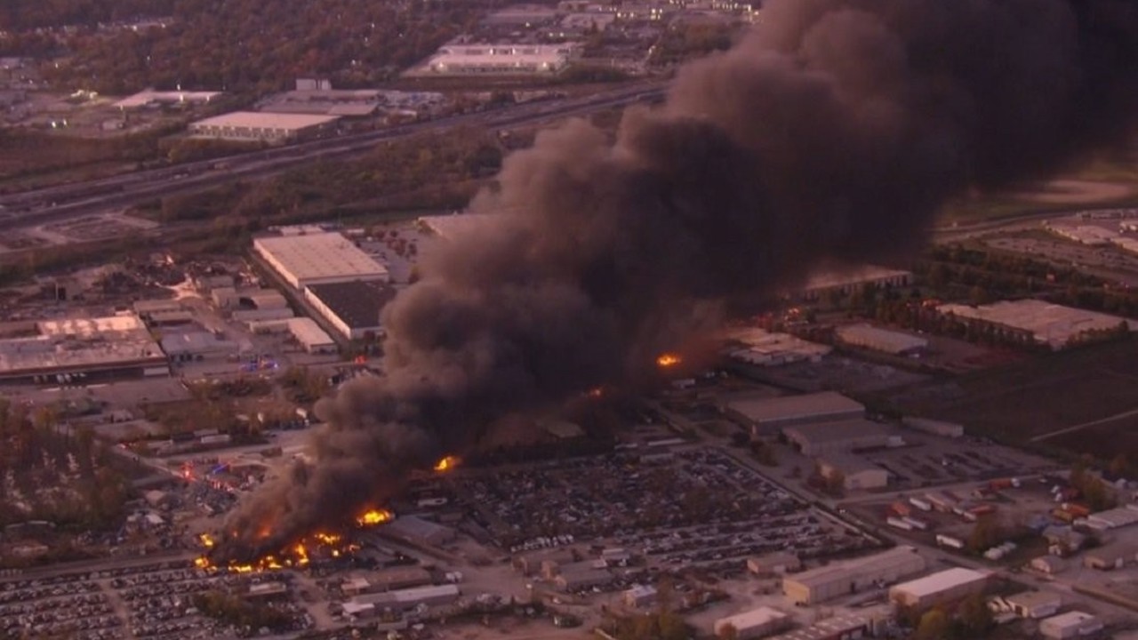 ABD’deki kargo uçağı kazasının bilançosu netleşmeye başladı: En az 3 ölü, 11 yaralı

