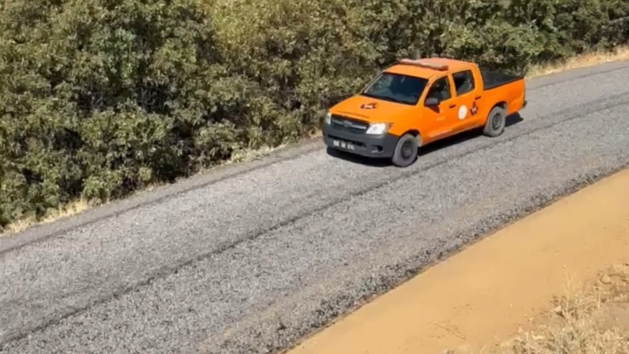 Bağlar köyü yolunda asfalt çalışması
