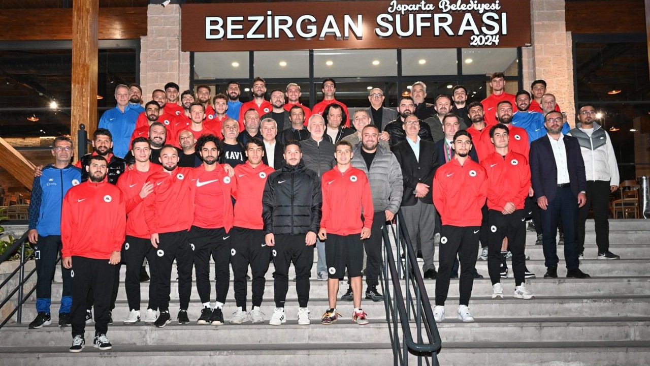 Başkan Başdeğirmen: "Takımımızın başarılı olacağına yürekten inanıyorum"
