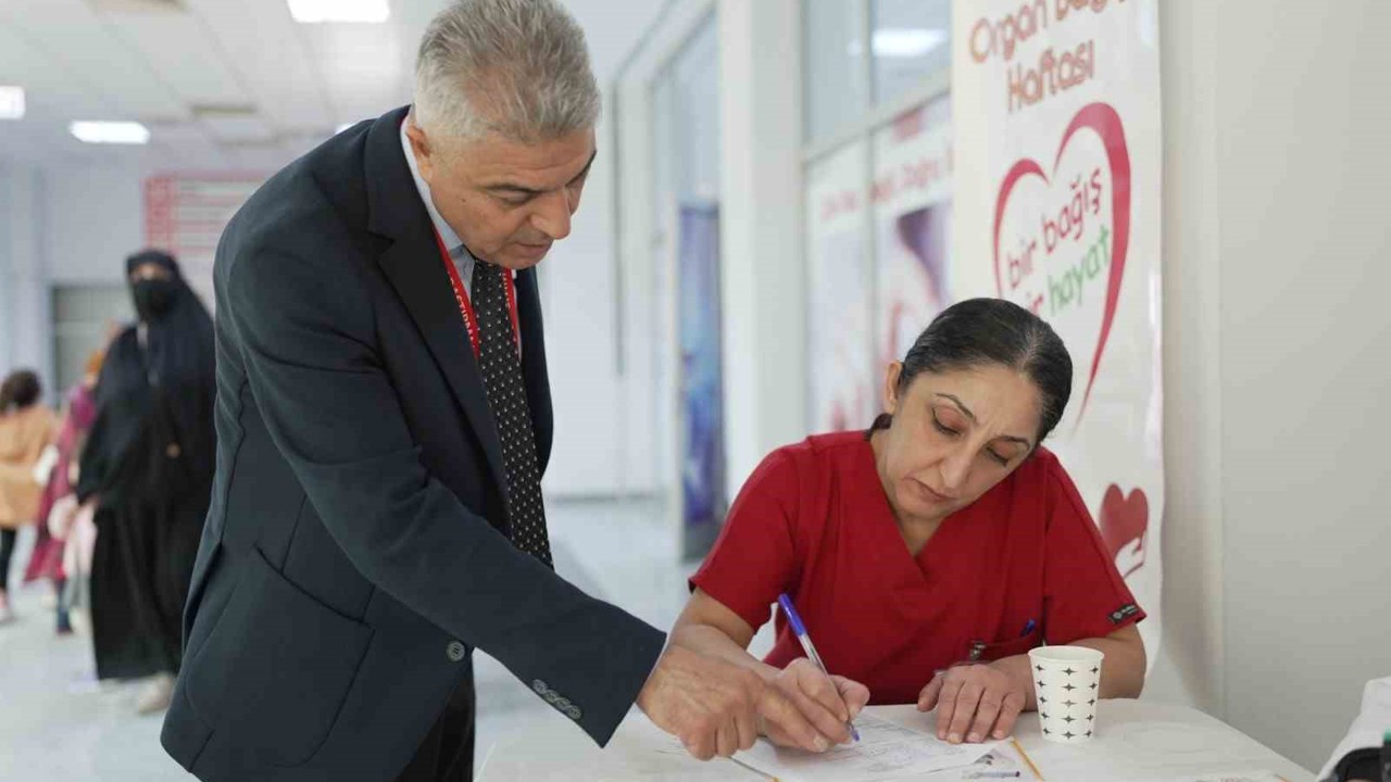 Uzman Doç. Dr. Dişli: "Nakillerle birçok hasta hayata tutunmaktadır"
