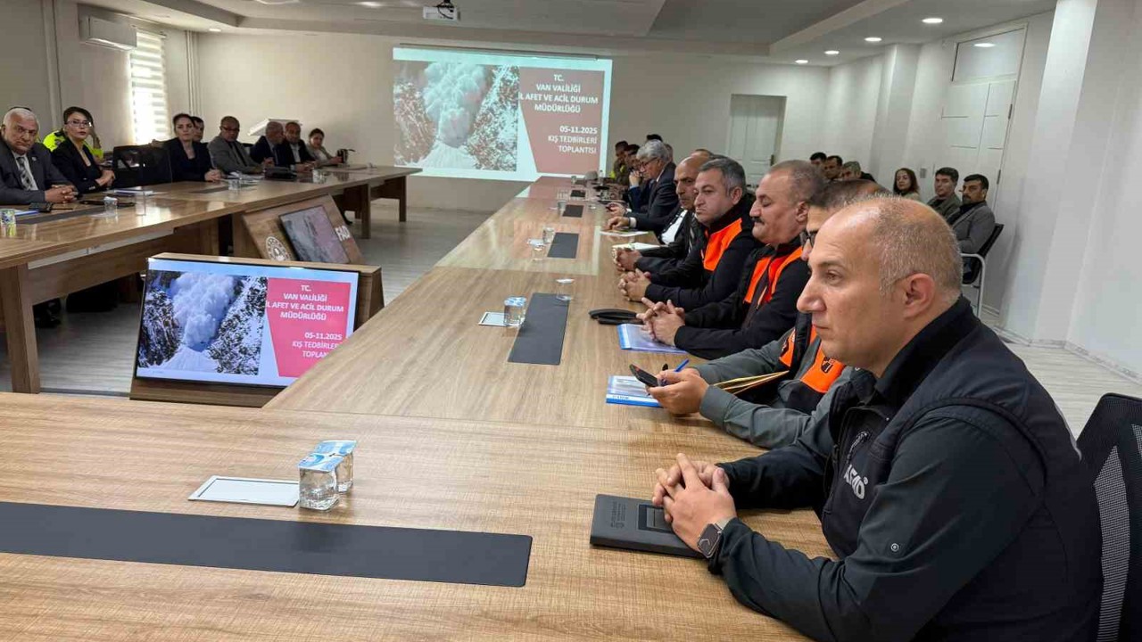 Van’da ’Kış mevsimi trafik tedbirleri’ toplantısı yapıldı
