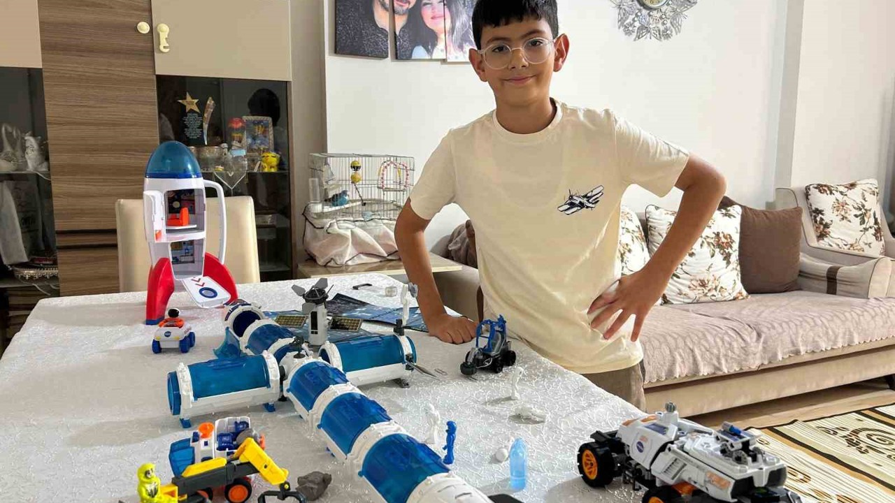 Mars’ı yaşanabilir hale getirmek için proje geliştiren 11 yaşındaki dahi Türk’e, ABD üniversitesinden eğitim daveti
