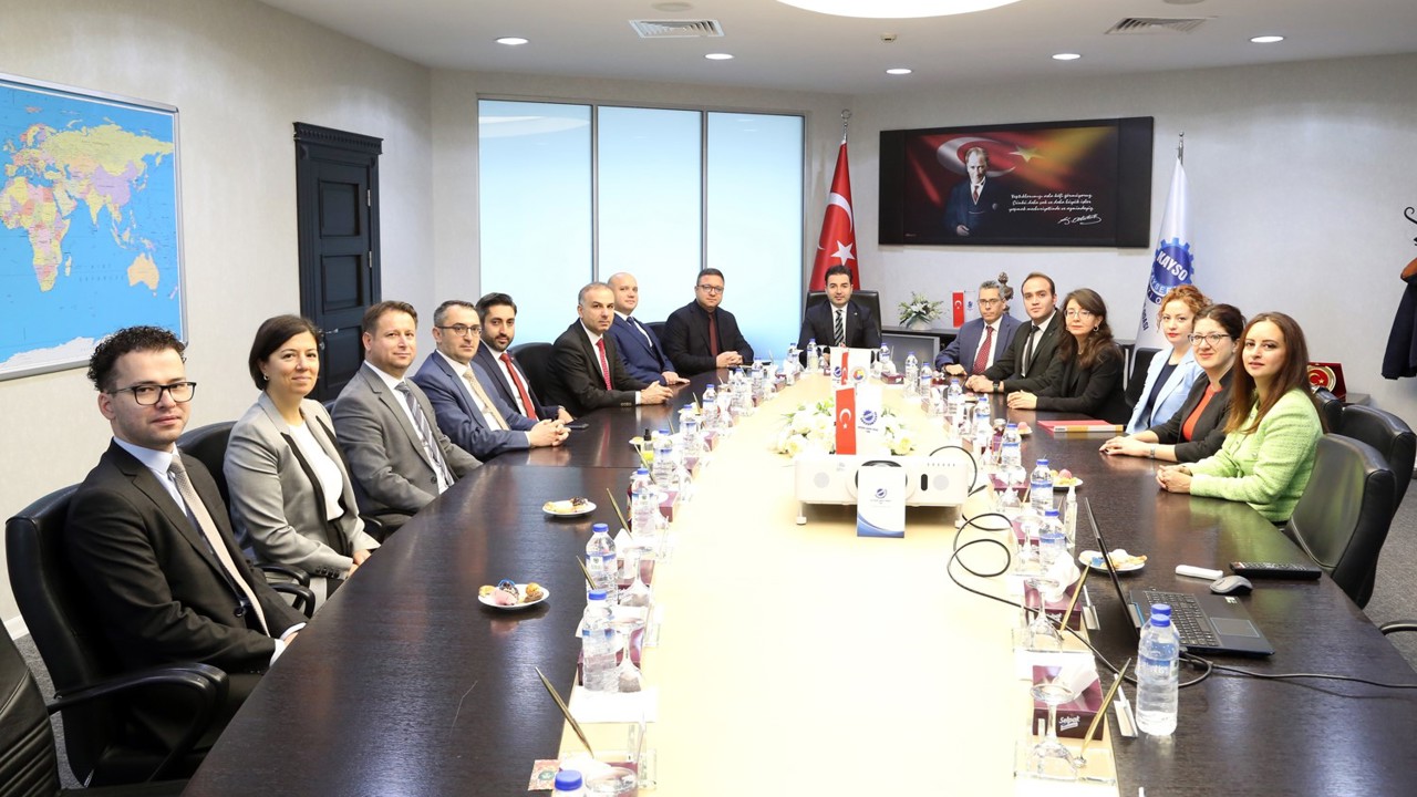 Görevden dönen ticaret müşavirleri sanayicilerle tecrübelerini paylaştı
