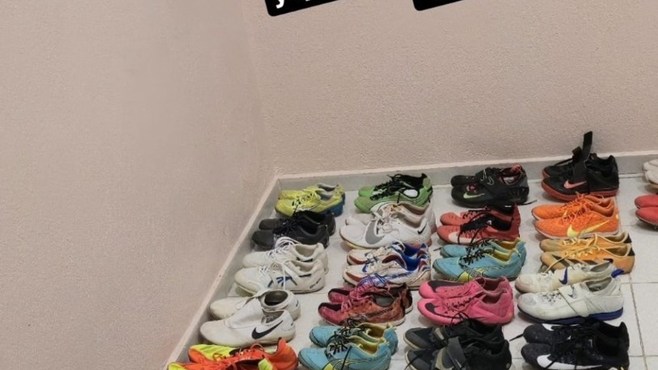 Başkanın talimatıyla sporcu ve antrenörlerin odaları boşaltıldı
