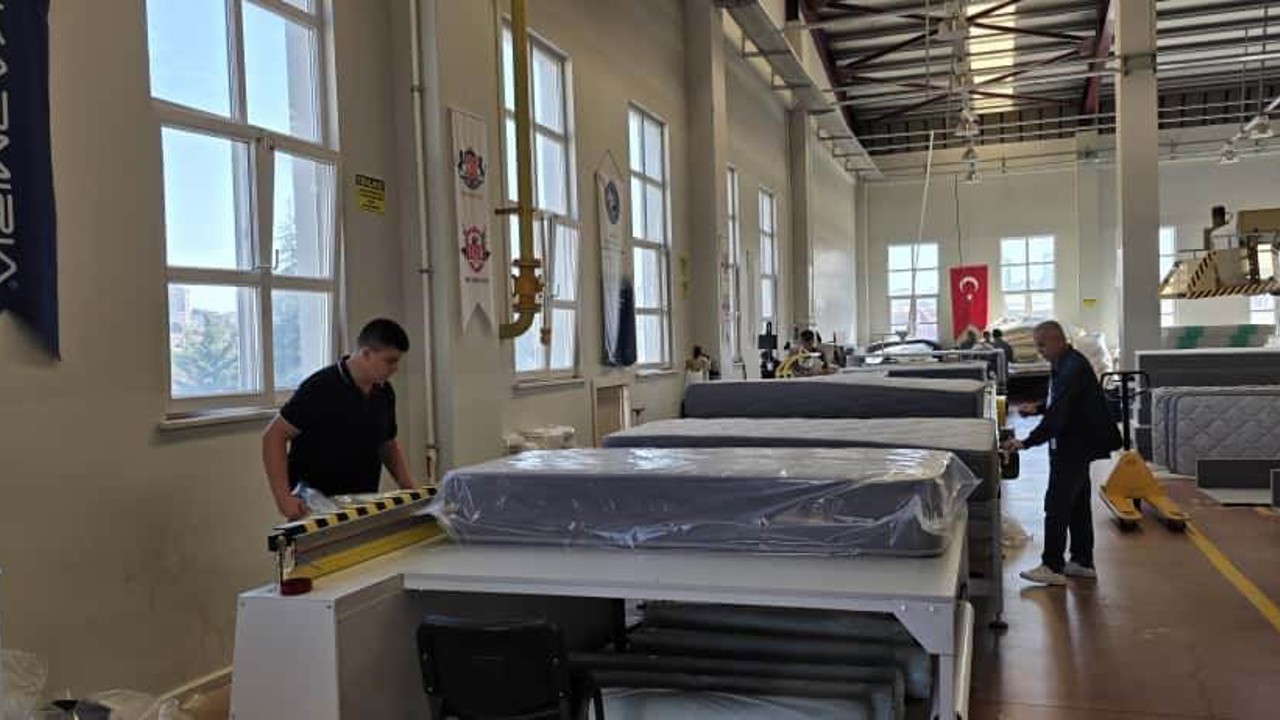ORAN desteğiyle Kayseri’de kurulan yatak üretim hattı eğitimden dayanışmaya dönüştü
