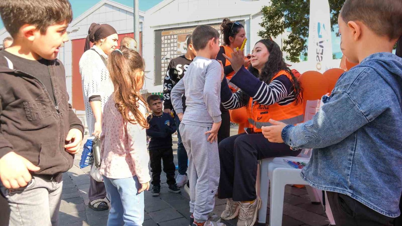 Uludağ Enerji ve LÖSEV, ’Turuncu Çadır’da bir araya geldi
