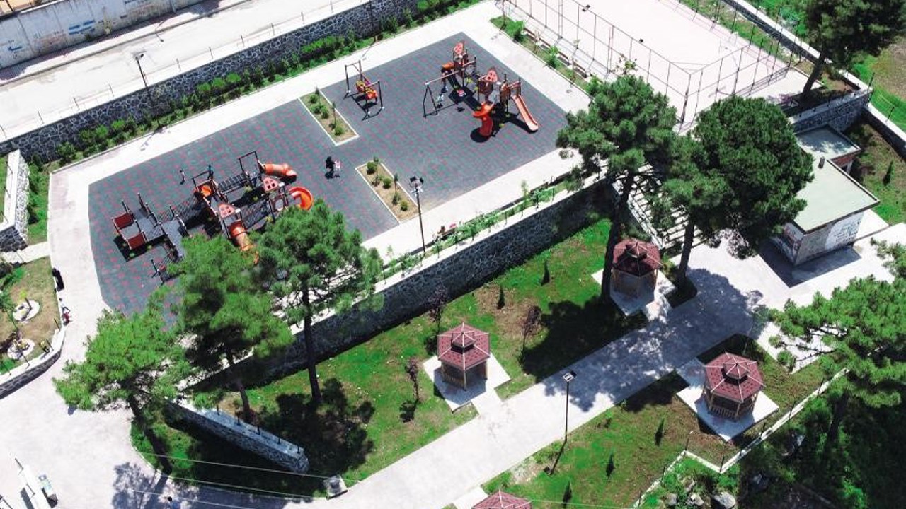 Canik’te aydınlatma ve park çalışmaları
