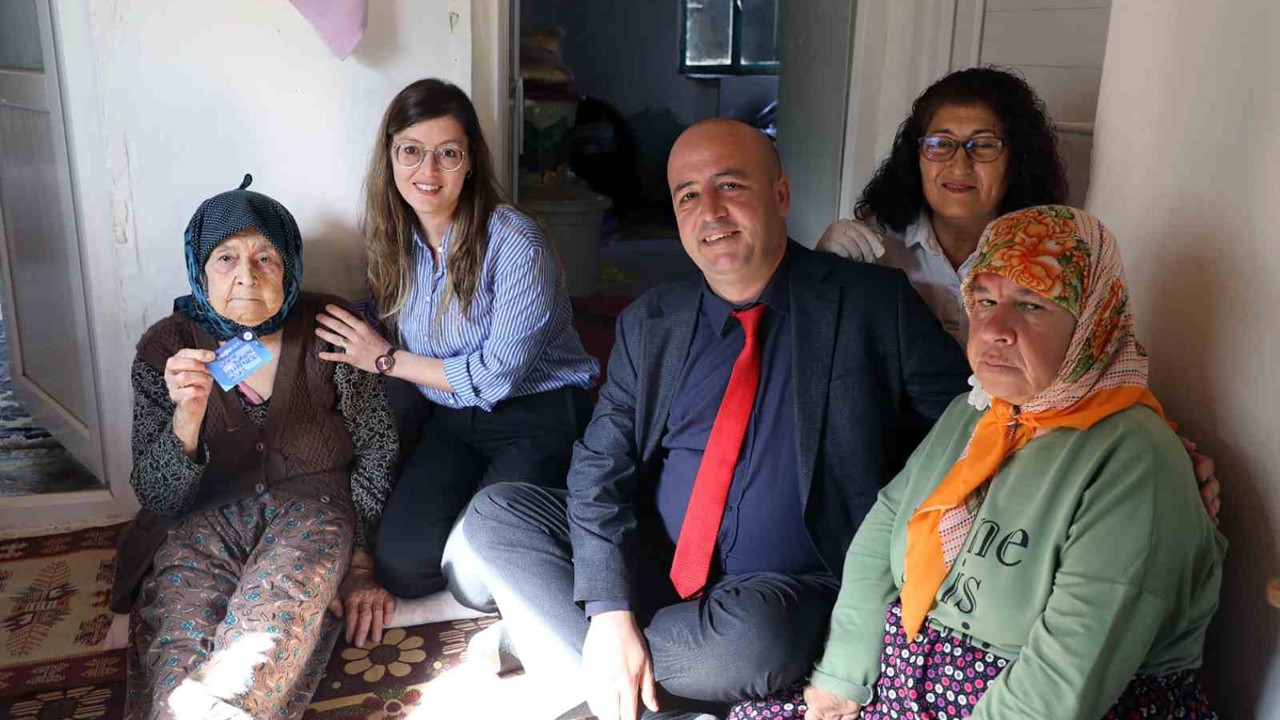 Muğla Büyükşehir ekipleri anne-kız için tüm imkânları seferber etti
