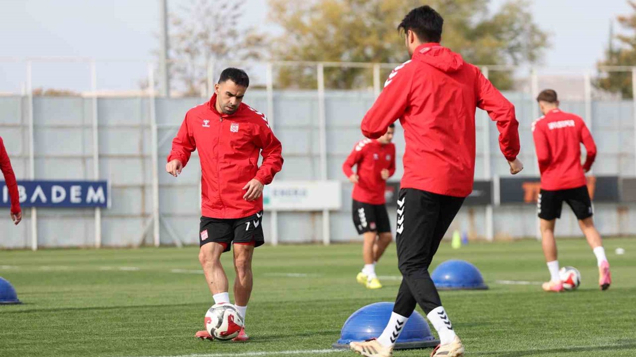 Sivasspor 3 puan için hazırlanıyor
