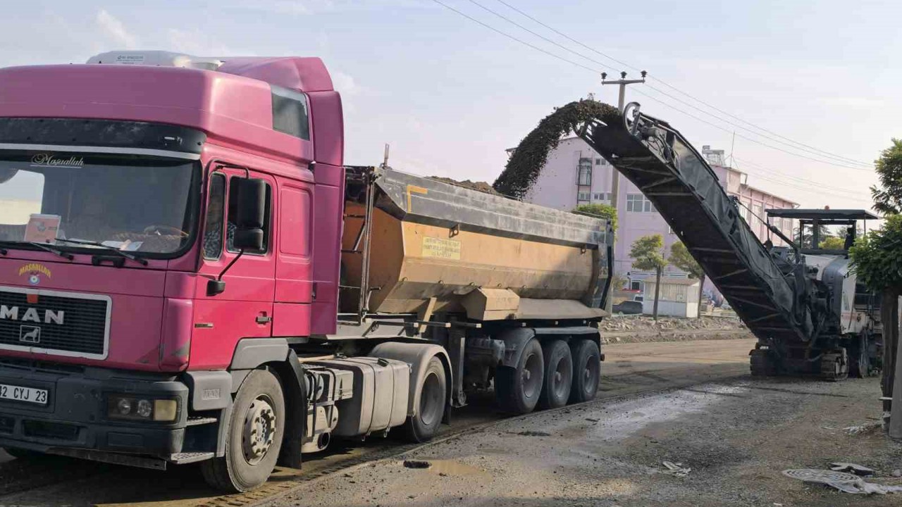 Şuhut’da üst yapı çalışmaları devam ediyor
