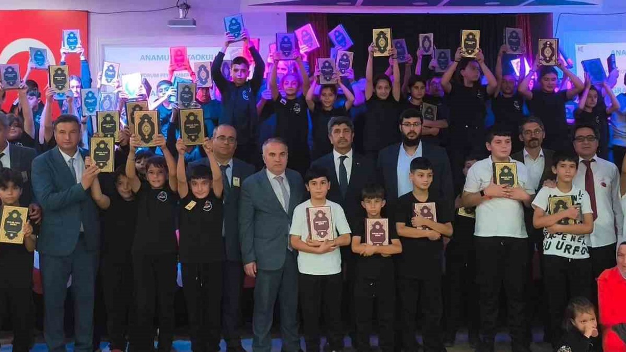Anamur’da ’Kur’an okuyorum, peygamberimi seviyorum’ programı büyük ilgi gördü

